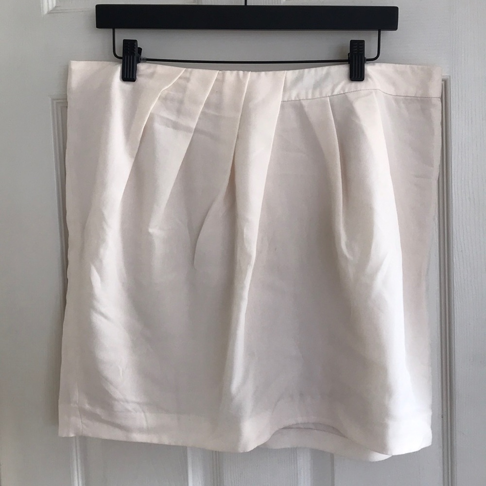 Gap - Cream Mini Skirt